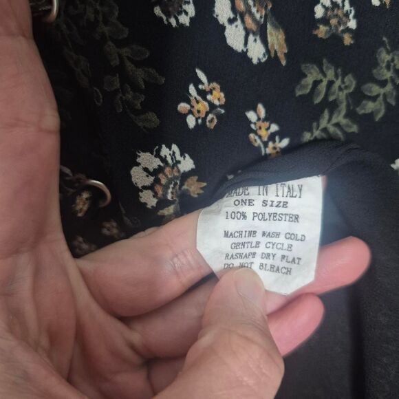 American Eagle Don't Ask Why Black White Floral Romper Boho Festival One Size - Picture 4 of 4